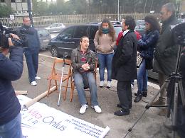 Le foto della protesta dei malati che chiedono la cura delle staminali