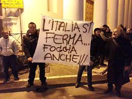 I forconi d'Italia s'alzano anche al cielo di Foggia