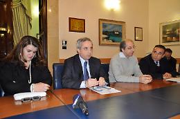 Le foto dello scambio di auguri di Mongelli con i giornalisti