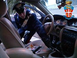 Cocaina nel cambio dell'auto: arrestato barista di Campobasso
