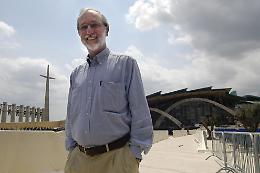 Oggi, 6 febbraio 1992, Renzo Piano a S. Giovanni Rotondo per la nuova chiesa di Padre Pio