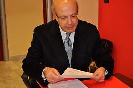 Le foto della presentazione delle firme per la candidatura di Augusto Marasco