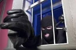 Rapina con sequestro: i malviventi conoscevano la villa