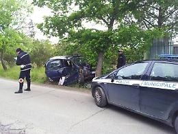 "Vacanze coi fiocchi", volantinaggio della Polizia Municipale di Foggia sulla sicurezza stradale