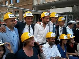 A Bari Decaro presenta la Giunta: a Foggia diamo un casco anche a Landella?