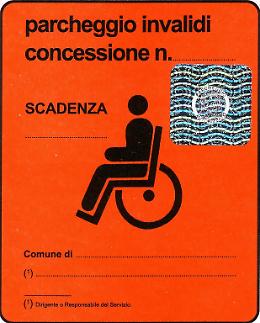 In giro con pass per invalidi di persona deceduta: denunciato