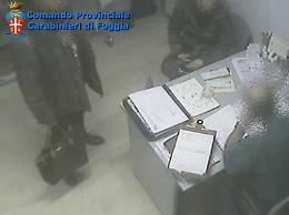 "Dammi 150 euro o tua figlia non abortisce": arrestati due medici dell'ospedale "Tatarella" di Cerignola