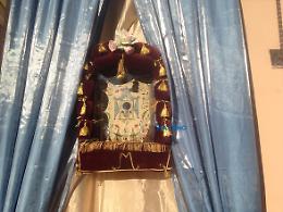 Le FOTO. Da mezzo secolo, un altarino per la Madonna dei Sette Veli