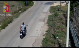 Via Sprecacenere: «Ti uccido per un irrigatore», arrestato 29enne