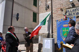 Oggi, 1 ottobre del 1943, Serracapriola paga col sacrificio di 12 persone l'insurrezione ai nazisti. Radio Londra: «città eroica»