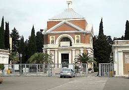 Visite al cimitero di Foggia, ecco come cambia la circolazione e come arrivarci senza auto