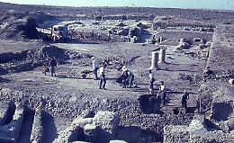 Oggi, 27 novembre 1962, a Ordona iniziano gli scavi che porteranno alla luce una città romana