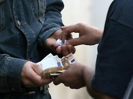 Foggia, arrestato il pusher di piazza Puglia: è un albanese di 21 anni 