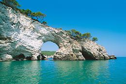 Puglia Promozione riacciuffa i turisti austriaci ma, ancora una volta, li tiene lontani dal Gargano