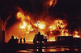 Incendio devasta il Ghetto di Rignano