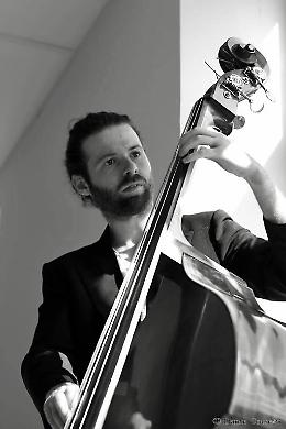 Il "Dario Germani Trio" sul palcoscenico del "Caffè Tra Le Righe"