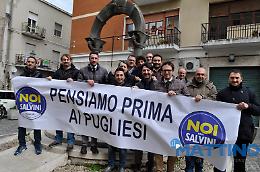 E Matteo Salvini mette tenda a Foggia: «Alla Regione possibile candidato presidente foggiano». FOTO