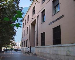 Poerio, la toppa della Provincia: studenti a scuola a singhiozzo. Udc fa appello alla Procura