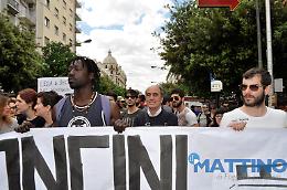 Le FOTO di Salvini a Foggia e dello scontro tra manifestanti e forze dell'ordine