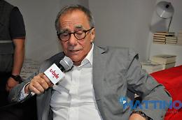 Ubik stracolma di gente per uno straordinario Vecchioni. Le FOTO