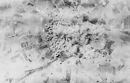 Oggi, 16 Luglio 1943, per Foggia inizia il vero calvario sotto le bombe che colpiscono gli aeroporti di San Nicola d'Arpi e Tortorella