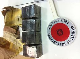 Foggia, la Squadra Mobile scova 2 Kg di hashish pronta per lo spaccio