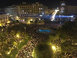 In 20mila in piazza (il 15 agosto) per Renzo Arbore: Foggia stravede per lui
