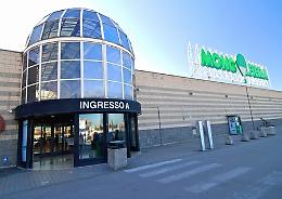 Atti osceni al centro commerciale di Foggia, denunciato un 72enne