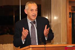 Unifg ospita Umberto Del Basso De Caro, sottosegretario alle Infrastrutture e trasporti 