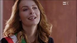 Violante Placido "sindaco" di Vico in "Questo è il mio paese" su Rai Uno
