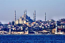 Le scuole di Apricena e San Severo volano a Istanbul