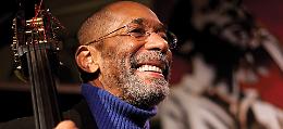 "Giordano in Jazz", domani sul palco il mitico Ron Carter per l'unica tappa in Italia