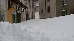 Sommerso dalla neve, il Molise continua a tremare