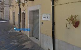 Rapina alla pelletteria "Simone", in Vico Teatro