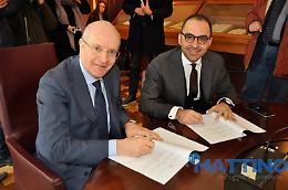 Piemontese "firma" per la Regione l'assegno da 1 milione di euro per i futuri medici UniFg