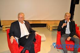Walter Veltroni a Foggia apre il sipario di "Libri in scena" 