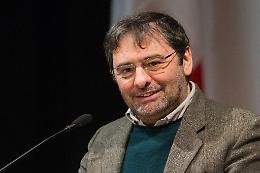 L’Italia? È una colonia inglese. L’inchiesta di Giovanni Fasanella
