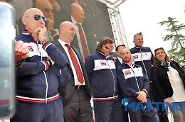 Chechi, Graziani, Lucchetta, Panatta in campo a Foggia con una squadra di 800 bambini