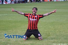 I Satanelli seducono Martina 