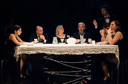 In scena tutti i possibili 'muri' dell'esistenza umana: abbattiamoli!