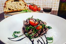 Oggi straccetti di rucola e la sorellina è servita