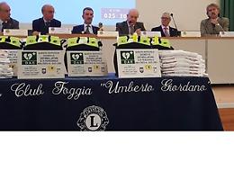 I Lions donano 5 defibrillatori alle scuole foggiane