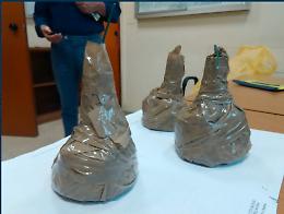 Foggia, Via Petrarca: ritrovate tre bombe carta in un condominio
