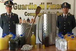 Liquori di contrabbando  sul Gargano: sequestrato un intero laboratorio illegale 