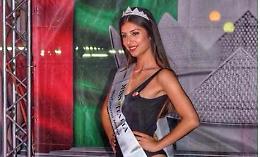 E la lucerina Laura Maffia stacca il biglietto per Miss Italia con la fascia di "Miss Cinema Molise" 