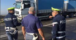 Un morto e un ferito sulla statale 16, chiuso al traffico il tratto di San Severo