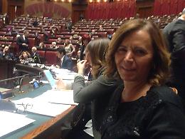 Caporalato, la Camera approva la legge: importante, per le aziende, la "firma" della foggiana Mongiello