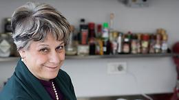 Un 'Caffè amaro', con Simonetta Agnello Hornby