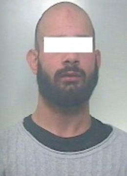 Accoltella e sequestra in casa  ragazzo manfredoniano: arrestato 23enne 