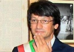 San Nicandro Garganico: atto vandalico contro l'auto del sindaco Pierpaolo Gualano